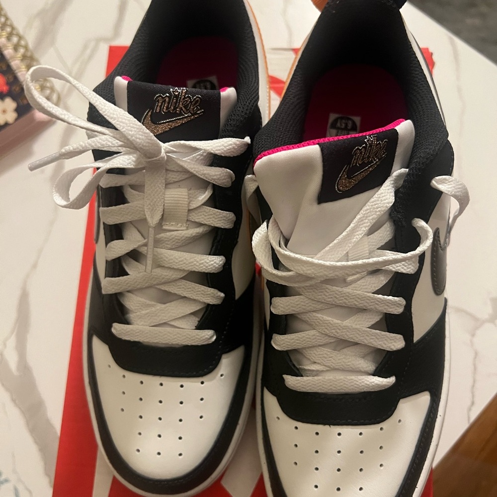 Nike Kids' Black, White, and Gray Sneakers - Picture 4 of 5